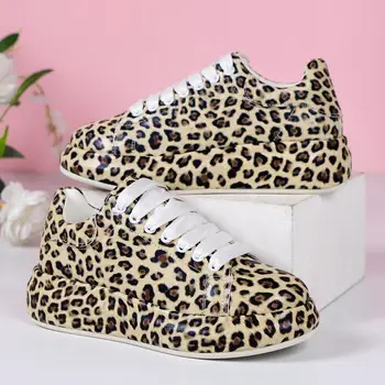 Nové dámske Módne Hrubé Jediným Malé Biele Topánky Bežné Leopardí Vzor Skateboard Topánky Obrázok